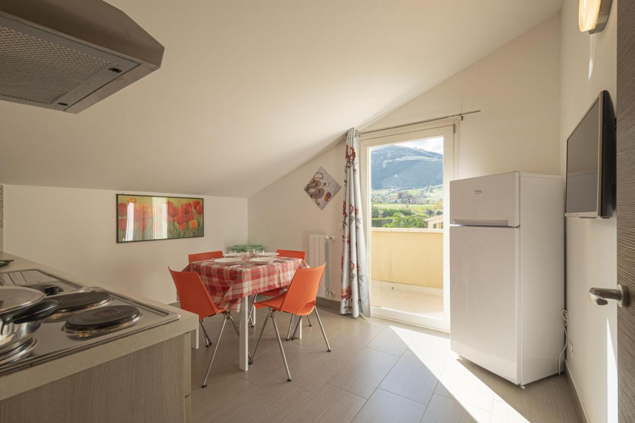 Borgo Aranci - Appartamento In Villa Rosa - 16B Castellammare del Golfo Exterior foto
