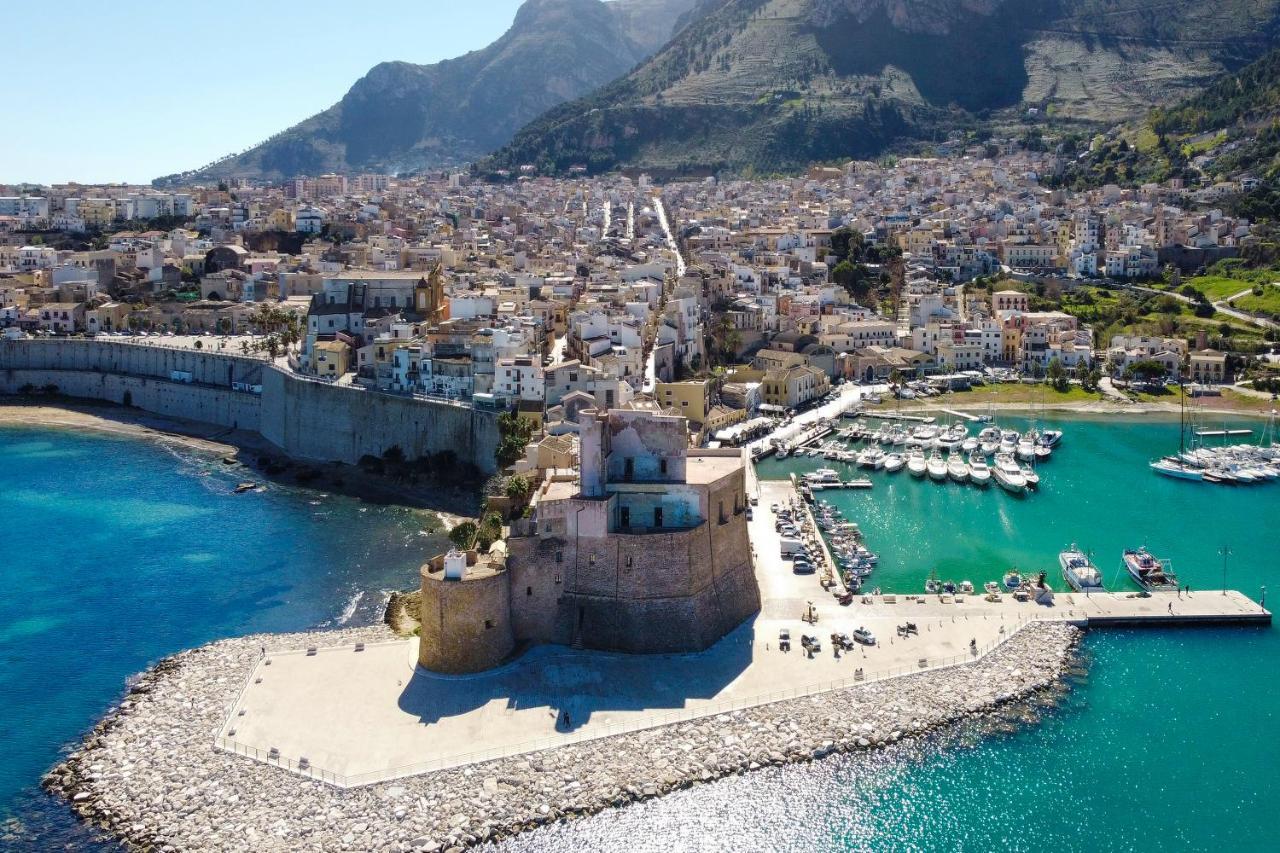 Borgo Aranci - Appartamento In Villa Rosa - 16B Castellammare del Golfo Exterior foto